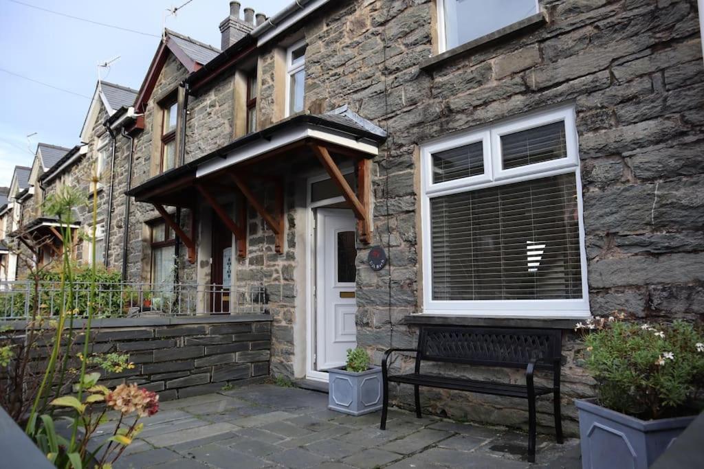 Dol Bach - Your Homely Welsh Cottage In The Heart Of Snowdonia Blaenau Ffestiniog Buitenkant foto